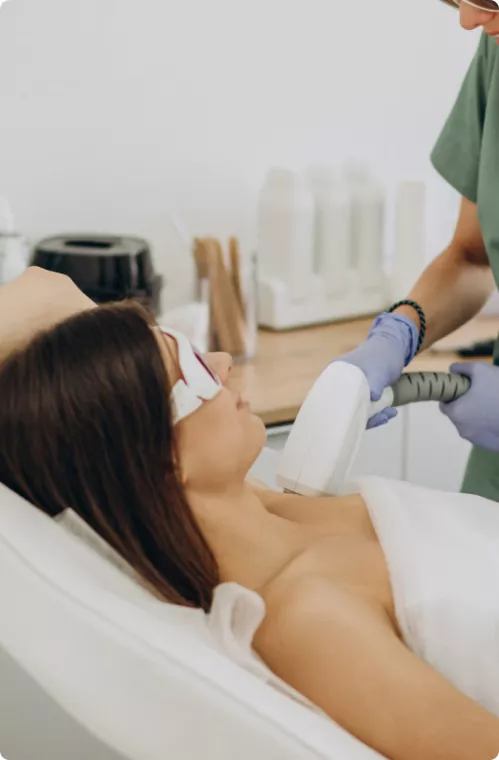 À qui faire appel pour une épilation au laser des épaules ?, Alfortville, GLOW STUDIO