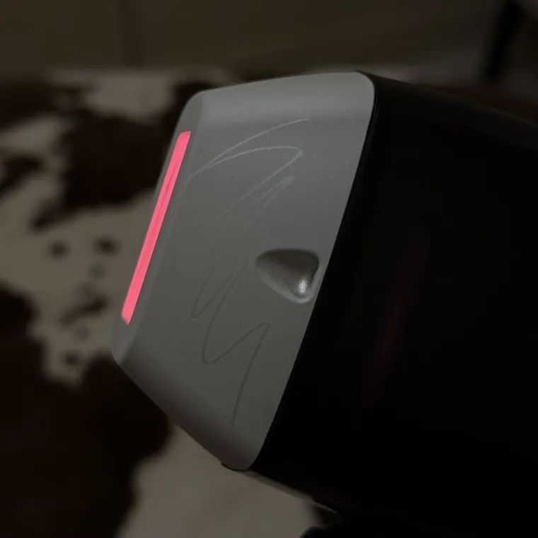 Dites adieu aux poils sans douleur grâce au Medicolaser Ice (-30°C), Alfortville, GLOW STUDIO